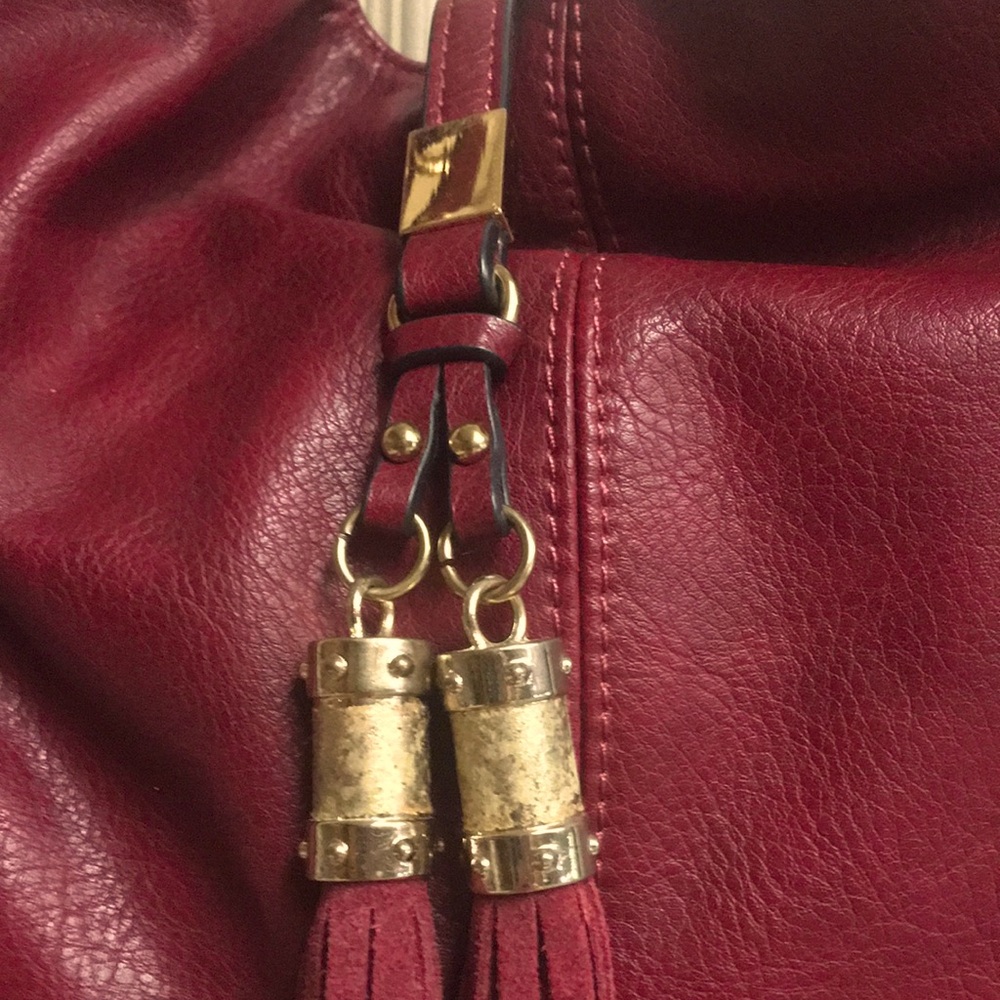 Elegant Burgundy Wine Leather Cross Body/ Shoulder Bag - Picture 3 of 13